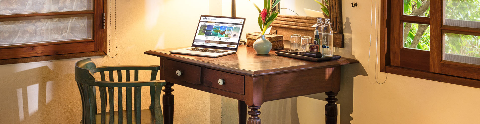Waimarie - King guest room 2 desk features