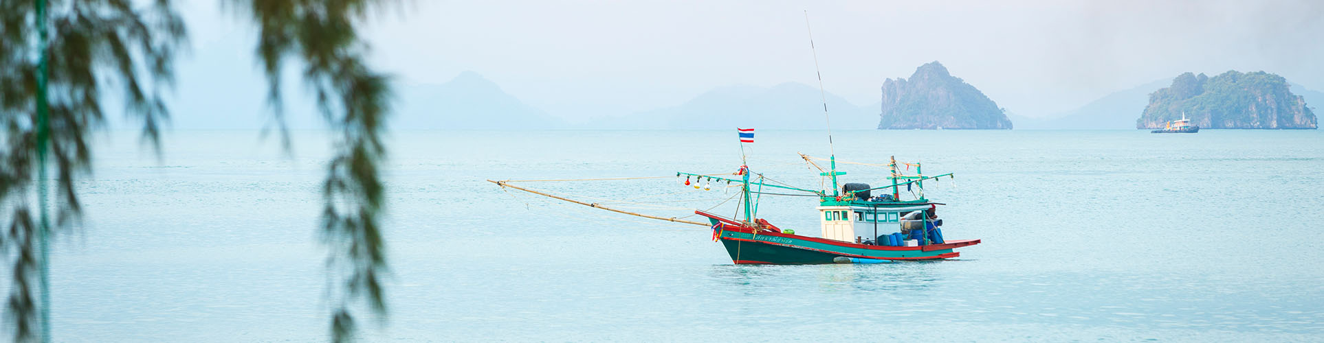 Waimarie - Local fisherman boat captured